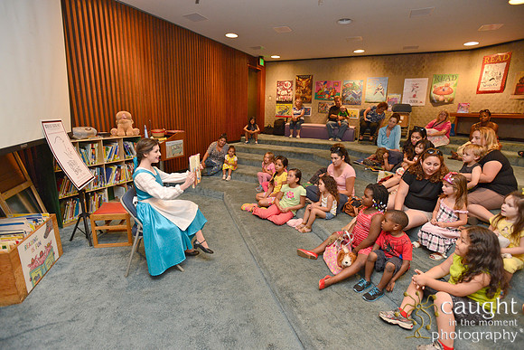 040 Belle Promotional Reading Visits
