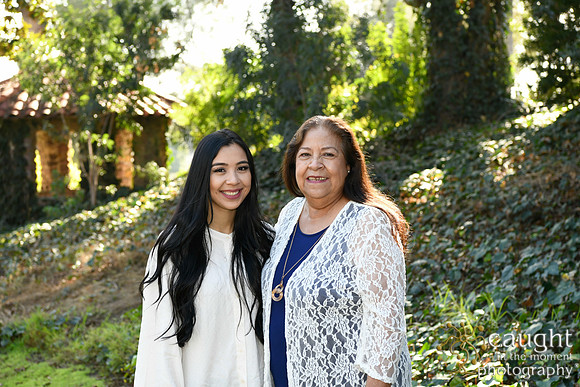 091 Marinez Family Portraits in Fullerton