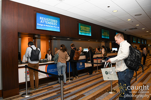 014 AOM 2024 Registration & Networking Hubs