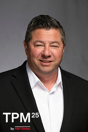 909 TPM25 Professional Headshots
