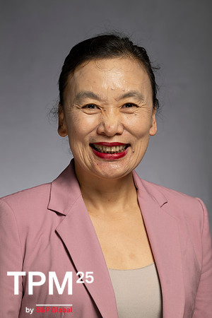 976 TPM25 Professional Headshots