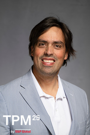 963 TPM25 Professional Headshots