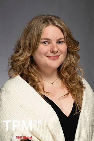 1050 TPM25 Professional Headshots