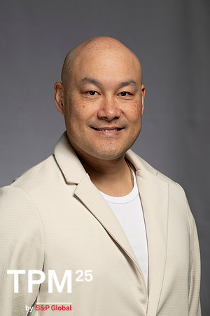 075 TPM25 Professional Headshots