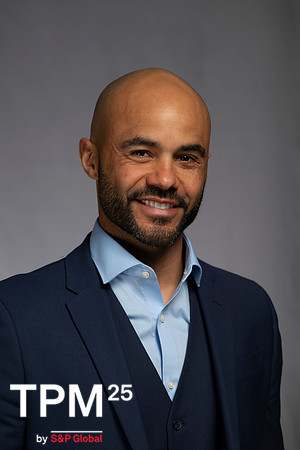 195 TPM25 Professional Headshots