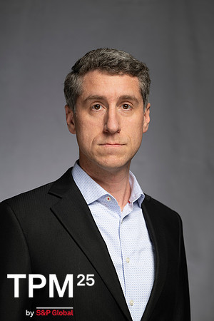 944 TPM25 Professional Headshots