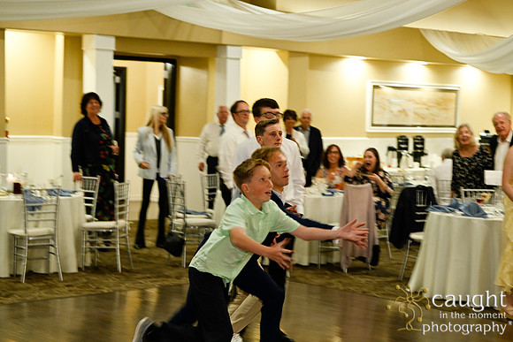 479 Rasmussen Wedding - Bouquet and Garter Toss