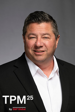 907 TPM25 Professional Headshots