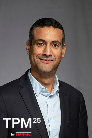 1045 TPM25 Professional Headshots