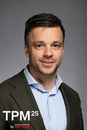 965 TPM25 Professional Headshots