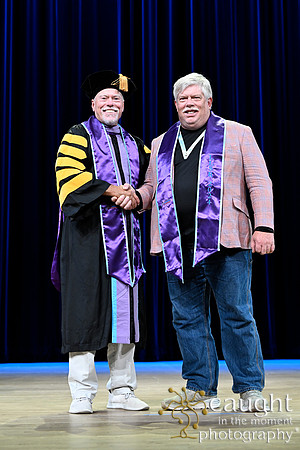2174 AGD2024 Convocation Stage