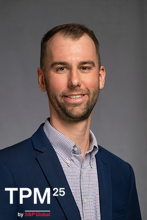 312 TPM25 Professional Headshots