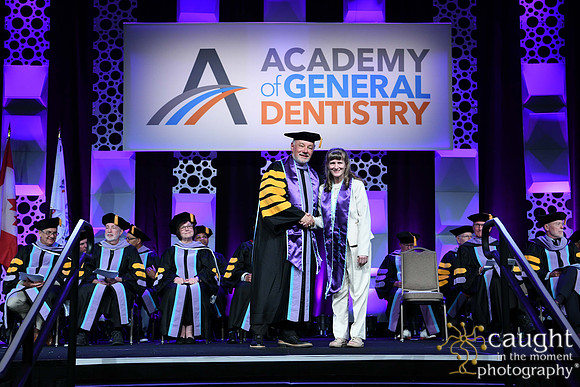 016 AGD2022 Convocation Stage 3355