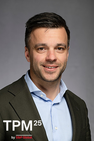966 TPM25 Professional Headshots